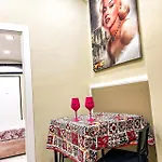 Camelia Room